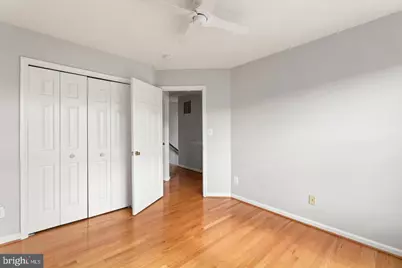 13700 Barksdale Drive, Herndon, VA 20171 - Photo 47