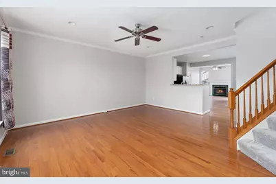 13700 Barksdale Drive, Herndon, VA 20171 - Photo 15