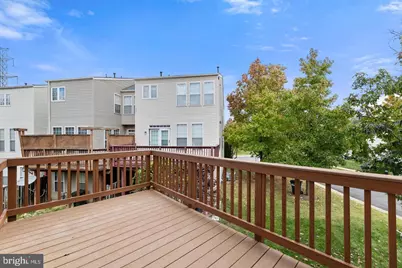 13700 Barksdale Drive, Herndon, VA 20171 - Photo 29
