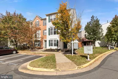 13700 Barksdale Drive, Herndon, VA 20171 - Photo 3