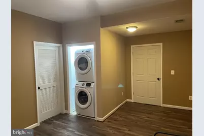 9128 Aventon Court, Lorton, VA 22079 - Photo 3