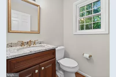 8405 Overlook Street, Vienna, VA 22182 - Photo 15