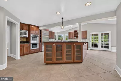 10101 Windy Knoll Lane, Vienna, VA 22182 - Photo 33