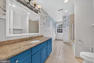 10101 Windy Knoll Ln, Vienna, VA 22182 - Photo 57