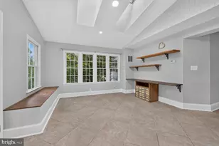 10101 Windy Knoll Ln, Vienna, VA 22182 - Photo 37