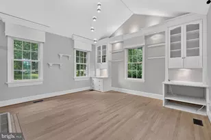 10101 Windy Knoll Ln, Vienna, VA 22182 - Photo 23