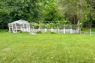 10101 Windy Knoll Ln, Vienna, VA 22182 - Photo 7