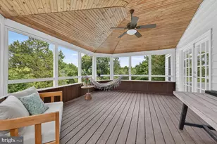 10101 Windy Knoll Ln, Vienna, VA 22182 - Photo 39