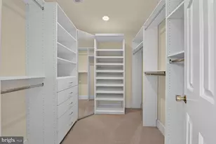 10101 Windy Knoll Ln, Vienna, VA 22182 - Photo 49