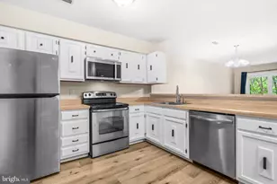 3770 Madison Ln, Falls Church, VA 22041 - Photo 11