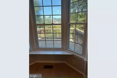 5142 Woodford Drive, Centreville, VA 20120 - Photo 5