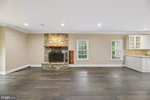 512 Seneca Green Way, Great Falls, VA 22066 - Photo 17