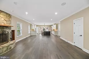 512 Seneca Green Way, Great Falls, VA 22066 - Photo 15