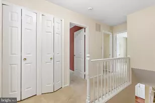 10127 Schoolhouse Woods Ct, Burke, VA 22015 - Photo 19