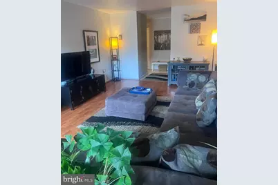 9706 Kingsbridge Drive #102, Fairfax, VA 22031 - Photo 7