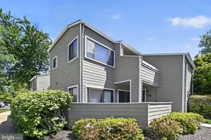 1957 Villaridge Dr, Reston, VA 20191 - Photo 17