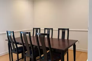 8015 Merry Oaks Ct, Vienna, VA 22182 - Photo 5