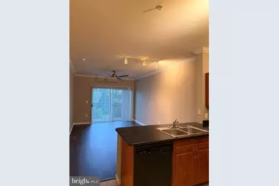 12901 Centre Park Circle #318, Herndon, VA 20171 - Photo 5