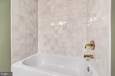1604 Valencia Way, Reston, VA 20190 - Photo 27