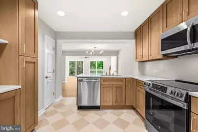 1604 Valencia Way, Reston, VA 20190 - Photo 15