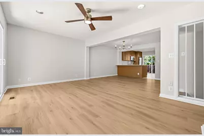 1604 Valencia Way, Reston, VA 20190 - Photo 9