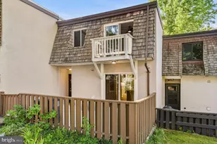 1604 Valencia Way, Reston, VA 20190 - Photo 49