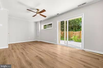 1604 Valencia Way, Reston, VA 20190 - Photo 33