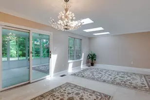 10522 Brevity Dr, Great Falls, VA 22066 - Photo 5