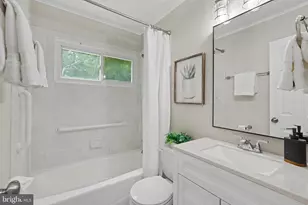 3511 Slade Run Dr, Falls Church, VA 22042 - Photo 39