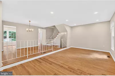 7306 Eggar Woods Lane, Springfield, VA 22153 - Photo 13