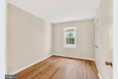 7306 Eggar Woods Lane, Springfield, VA 22153 - Photo 21