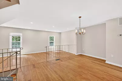7306 Eggar Woods Lane, Springfield, VA 22153 - Photo 9