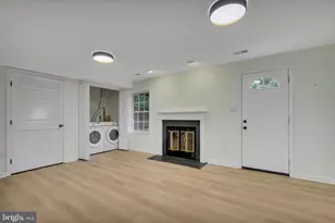 9347 Peter Roy Ct, Burke, VA 22015 - Photo 29