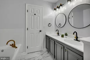9347 Peter Roy Ct, Burke, VA 22015 - Photo 15