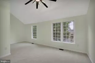 9347 Peter Roy Ct, Burke, VA 22015 - Photo 17