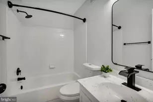 9347 Peter Roy Ct, Burke, VA 22015 - Photo 23