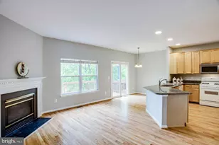 12476 Casbeer Dr, Fairfax, VA 22033 - Photo 15