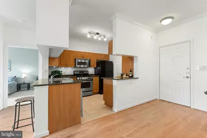 12949 Centre Park Circle #404, Herndon, VA 20171 - Photo 5