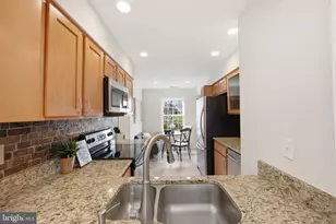 8230 Carrleigh Pkwy, Springfield, VA 22152 - Photo 9