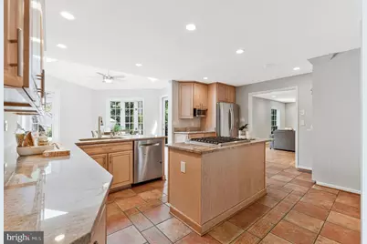 8422 Blevins Way Court, Vienna, VA 22182 - Photo 13