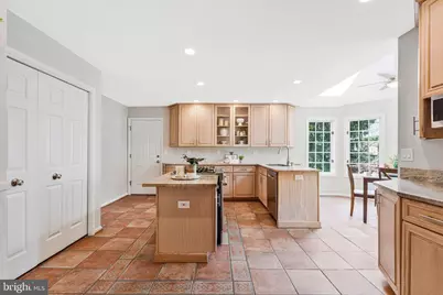 8422 Blevins Way Court, Vienna, VA 22182 - Photo 11