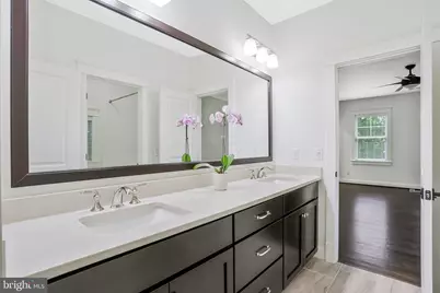 1712 East Avenue, McLean, VA 22101 - Photo 67