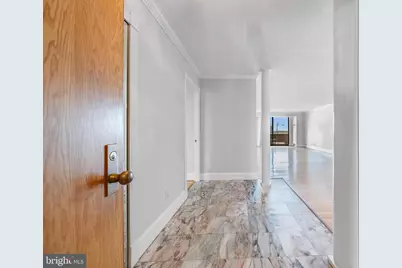1800 Old Meadow Road #919, McLean, VA 22102 - Photo 3