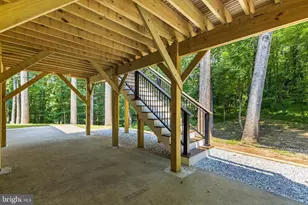 9200 Ripple Brook Rd, Great Falls, VA 22066 - Photo 17
