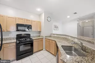 13363 Connor Dr, Centreville, VA 20120 - Photo 11