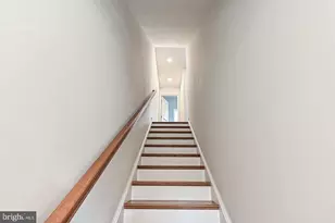 12569 Todd Ln, Fairfax, VA 22033 - Photo 7