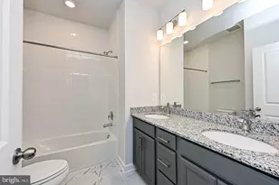12569 Todd Ln, Fairfax, VA 22033 - Photo 5