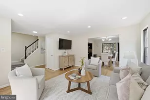 10243 Roberts Common Ln, Burke, VA 22015 - Photo 3