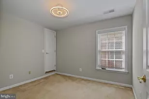 4619 Hummingbird Ln, Fairfax, VA 22033 - Photo 19