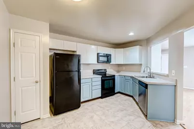 9225 Cardinal Forest Lane, Lorton, VA 22079 - Photo 7